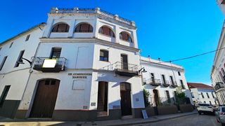Duplex à Calle doctor gumersindo marquez 42. Piso dúplex en el centro de galaroza