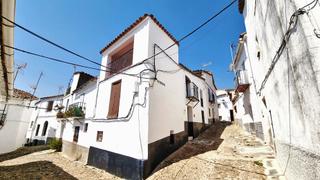 Haus en Linares de la Sierra. Casa de pueblo en el centro de linares de la sierra
