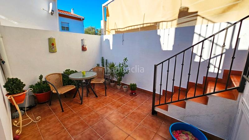 Foto a4bd1940-e749-411e-84fe-a79d412720ad. Casa adosada en calle pablo picasso 1 casa adosada para entrar en Aroche