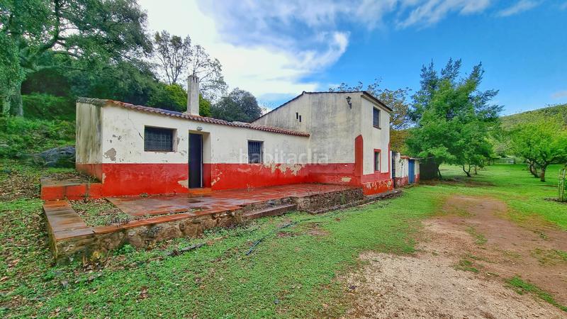 Foto b220e38c-d4ca-4397-99f3-cbaf015f88c9. Rural plot in Castaño del Robledo