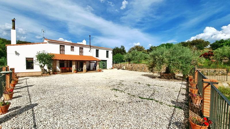 Foto 021949e7-5dda-43d5-ac2c-9dae3262977c. Landgut in Galaroza