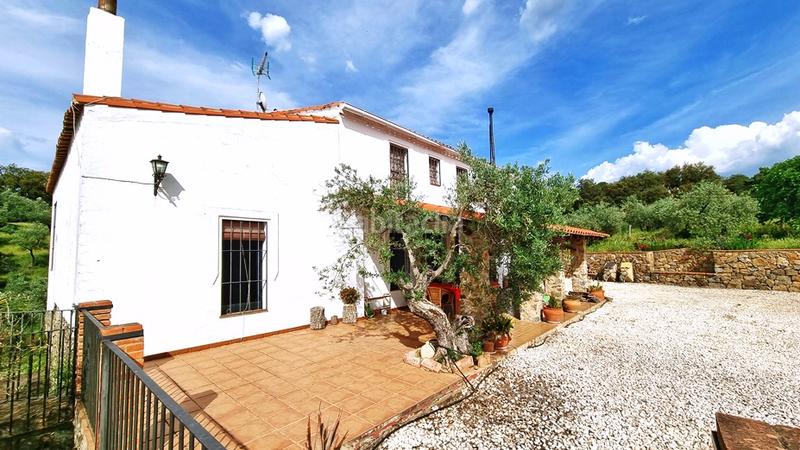 Foto 0895aec6-0ca7-4b66-8210-64de7b5f7608. Landgut in Galaroza