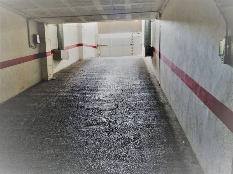 Foto d873a140-1a1e-4a21-97ee-d3c557ba9a76. Aparcament cotxe a Platja de Vila Joiosa Vila Joiosa (la)