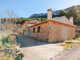 Masia a Sella. Finca rúst. en venta en sella, 6 dormitorios.
