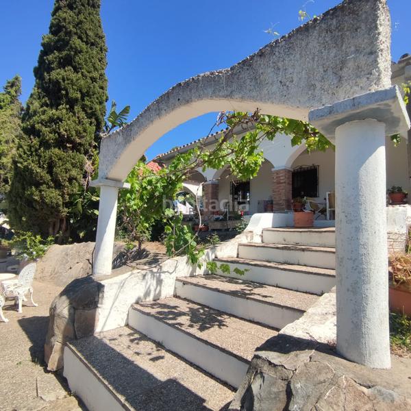 Foto 1e6eb0a6-9128-4d37-b4c3-e4f197760857. Chalet avec piscine dans San Enrique-Guadiaro-Pueblo Nuevo Sotogrande