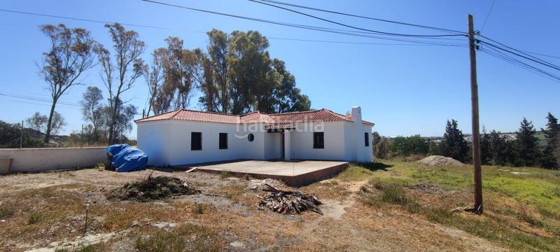 Foto 3cfd4554-721e-44b3-88d1-1a84c160b30a. Chalet avec piscine dans San Enrique-Guadiaro-Pueblo Nuevo Sotogrande