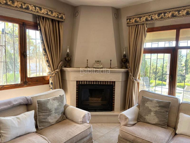 Foto 9ebbc5d6-7d60-44f5-b6f4-79ad3d2b7f32. Chalet avec piscine dans San Enrique-Guadiaro-Pueblo Nuevo Sotogrande