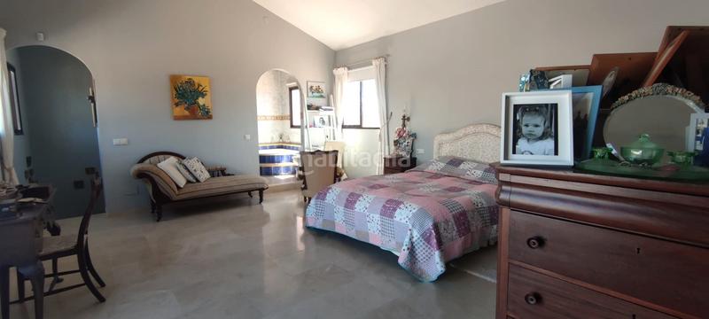 Foto dcf0263e-8f40-4381-8897-7b7de61554cd. Chalet avec piscine dans San Enrique-Guadiaro-Pueblo Nuevo Sotogrande