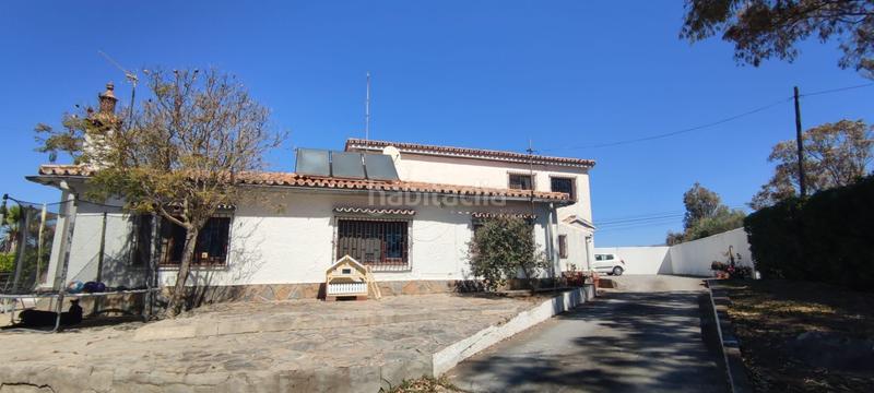 Foto eb2b192f-9111-4f4d-9732-45d5e1b2c8cc. Chalet avec piscine dans San Enrique-Guadiaro-Pueblo Nuevo Sotogrande