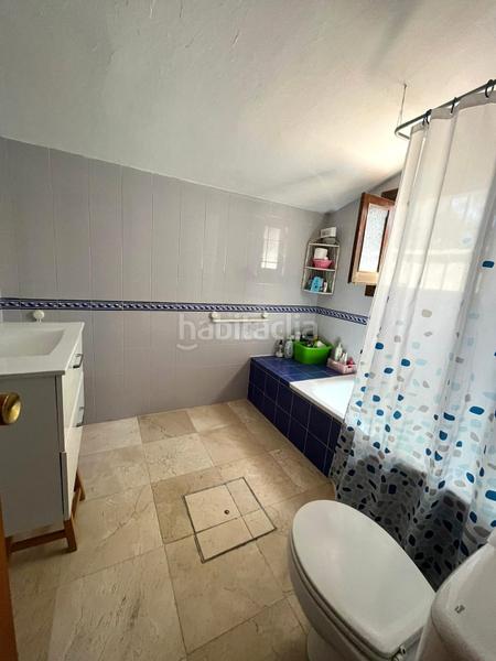 Foto f0cc9d8e-2417-4c13-af5f-589ea09f100c. Chalet avec piscine dans San Enrique-Guadiaro-Pueblo Nuevo Sotogrande