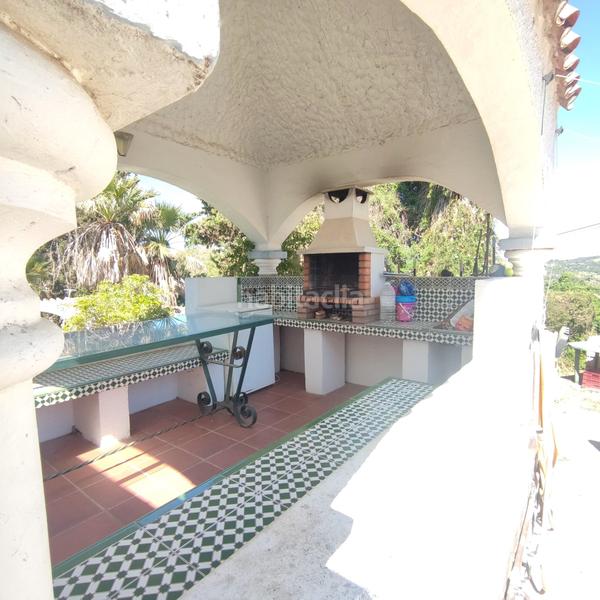 Foto f7645058-512b-4bc2-8789-d27902f8f9bf. Chalet avec piscine dans San Enrique-Guadiaro-Pueblo Nuevo Sotogrande