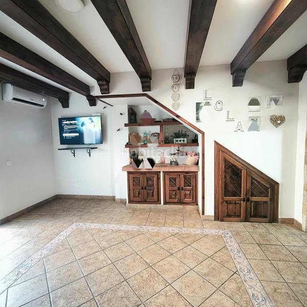 Foto 52fb3630-4d98-4bb6-8d19-20fe5d59912f. Chalet adosado en los barrios en Barrios (Los)
