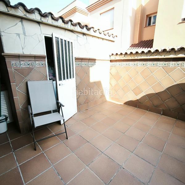 Foto def84c2a-9adb-480d-8263-d25e84d44c3d. Chalet adosado en los barrios en Barrios (Los)