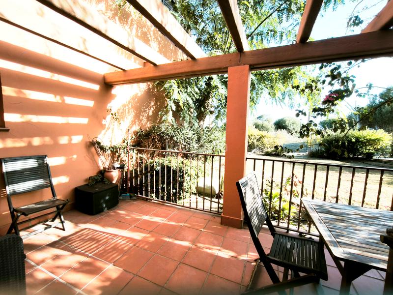 Foto f4cf07a6-06c2-4f28-99a4-5530fe7f0e8a. Apartament amb piscina a La Alcaidesa