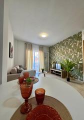 Appartement en Roquetas pueblo. Vendemos estupendo piso para entrar a vivir en roquetas de mar