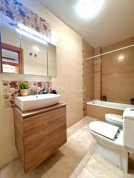 Foto bf658daa-8e56-4c4f-8823-cce53a4db98d. Piso vendemos estupendo piso para entrar a vivir en Roquetas de Mar