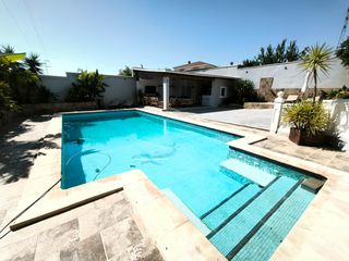 Rural plot in San Roque Pueblo. Casa con piscina en albarracín