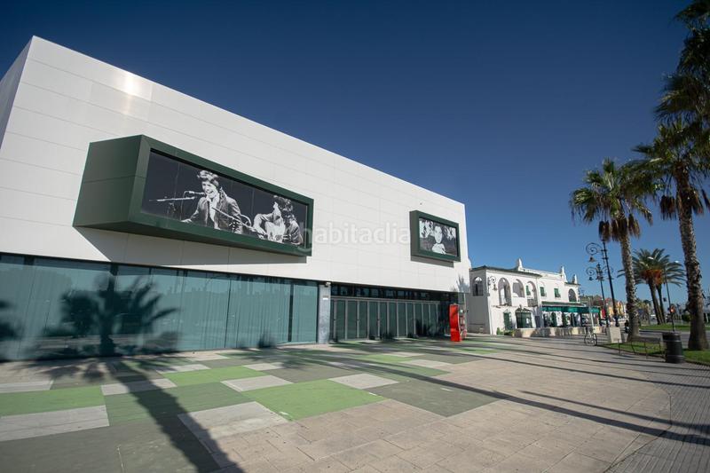 Foto 690c4070-b327-4727-91c5-f72ea41cd606. Local comercial restaurante emblemático a la venta en San Fernando