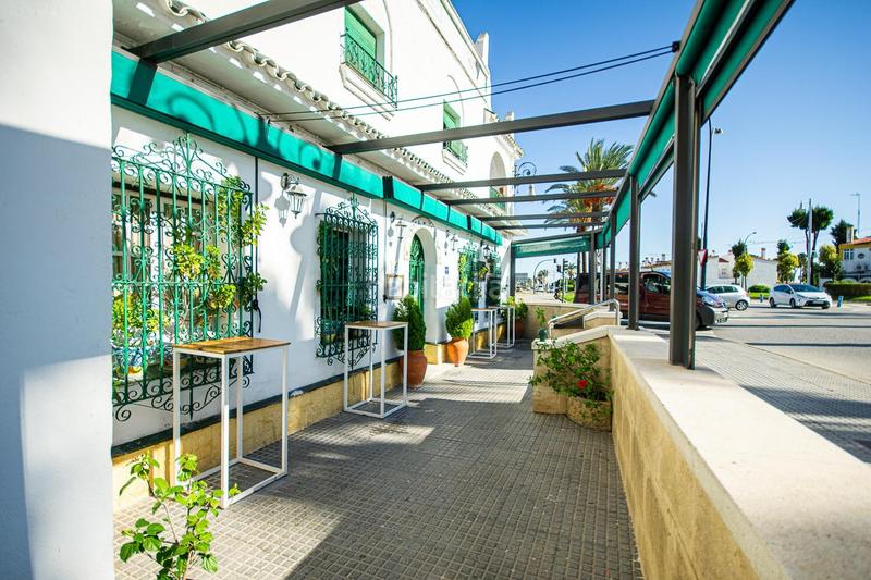 Foto 6fa96ae2-8149-49c9-93df-bfa7ead1471c. Local comercial restaurante emblemático a la venta en San Fernando