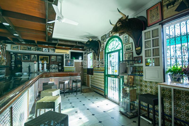 Foto 737282f7-6a87-4fab-b12d-1e4202f5415b. Local comercial restaurante emblemático a la venta en San Fernando