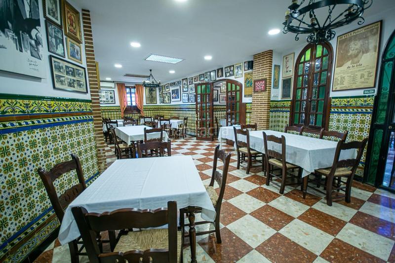 Foto 99a8517a-bb47-4811-b095-ef9e4efe512e. Local comercial restaurante emblemático a la venta en San Fernando