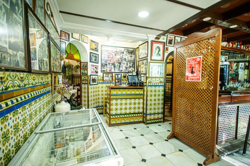 Foto c500d9b0-1558-4186-ad88-96dd30daa6a9. Local comercial restaurante emblemático a la venta en San Fernando