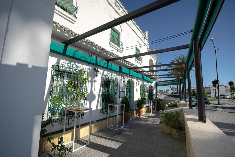 Foto c808fe8b-f5b1-4c69-8fe9-472d0985ba88. Local comercial restaurante emblemático a la venta en San Fernando