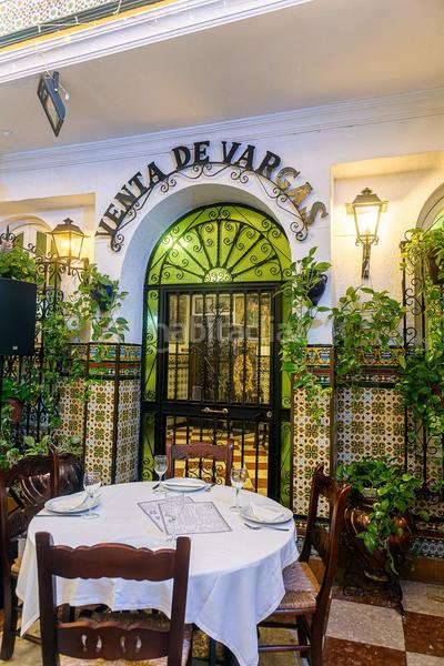 Foto fbe3794d-5d8d-4400-aae2-95f64bfc57a9. Local comercial restaurante emblemático a la venta en San Fernando