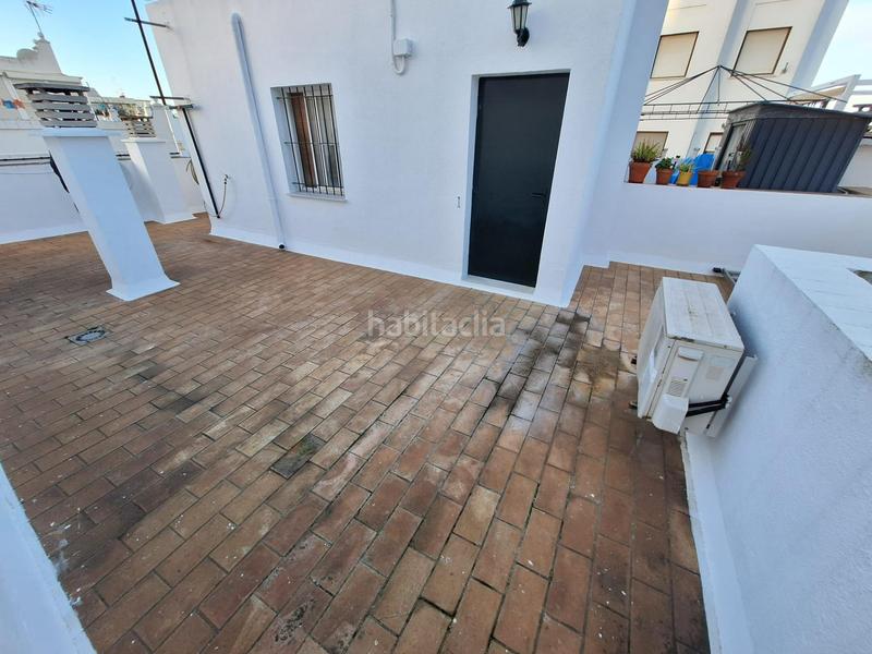 Foto f4ba50de-468f-48cb-8db6-a1c14d0ee323. Casa a El Cristo - Cayetano Roldán San Fernando