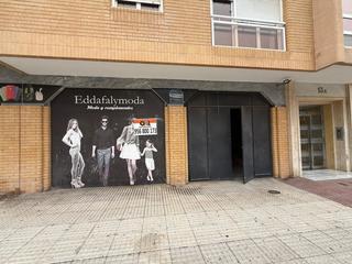 Location Local commercial à Hornos Púnicos. Local en alquiler avda. almirante león herrero