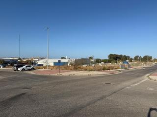 Industrial plot in La Casería - San Carlos. Parcela en fadricas ii