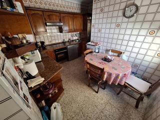 Pis a El Carmen. Vivienda a la venta en primera planta