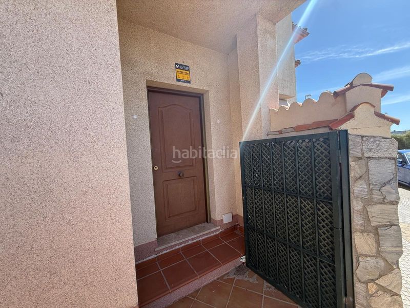 Foto cada825f-ff8d-4b2e-9e60-f58c9cb36187. Casa adossada a Camposoto - Gallineras San Fernando