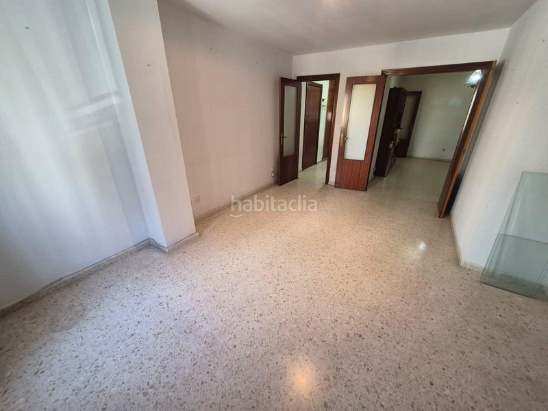 Foto 19bd6816-8449-4c28-8a80-be06ba57b55c. Pis amb aparcament a El Carmen San Fernando