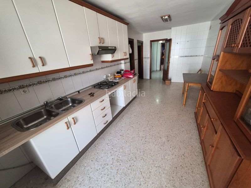 Foto f3fb85ed-8f5a-4152-8ea3-9463aa0d9721. Pis amb aparcament a El Carmen San Fernando