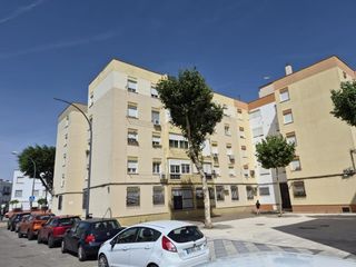 Etagenwohnung in La Pastora - La Estación. Piso a la venta zona estacion