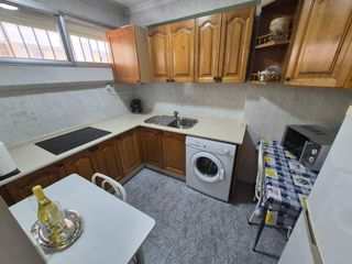 Etagenwohnung in El Cristo - Cayetano Roldán. Vivienda con licencia turística a la venta