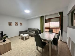 Miete Etagenwohnung in Centro Ciudad. Piso de alquiler de temporada en zona centro