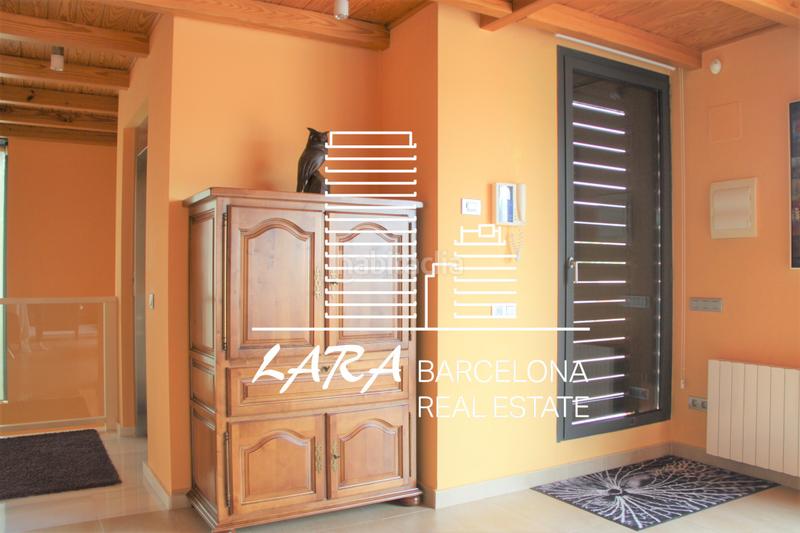 Foto 224f3cea-7e32-4dea-8e56-5d0fed75507f. House with fireplace heating parking in Torrent Ballester Viladecans