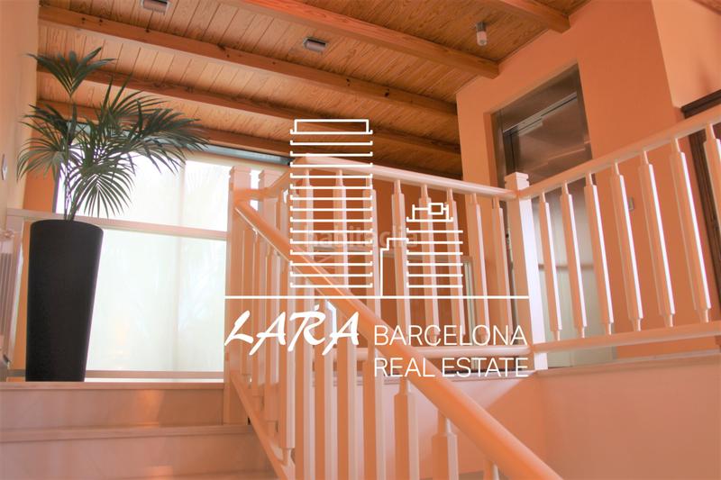 Foto 34057068-9ac1-407c-92c6-b49331b40884. House with fireplace heating parking in Torrent Ballester Viladecans