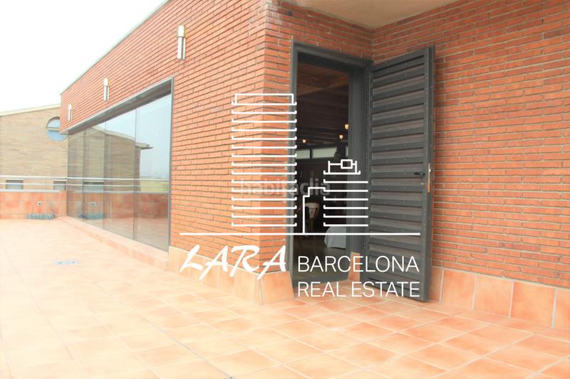 Foto 4c0f0a30-c2ee-4c30-9a01-4e09745ef45d. House with fireplace heating parking in Torrent Ballester Viladecans