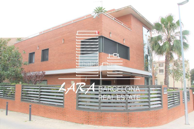 Foto 7f157a40-2228-460c-b403-1f3a1a123a27. House with fireplace heating parking in Torrent Ballester Viladecans