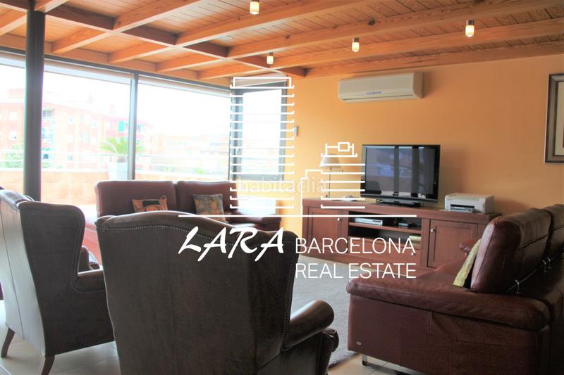 Foto 807f9ac9-9545-437e-a147-492bd67b5a7a. House with fireplace heating parking in Torrent Ballester Viladecans