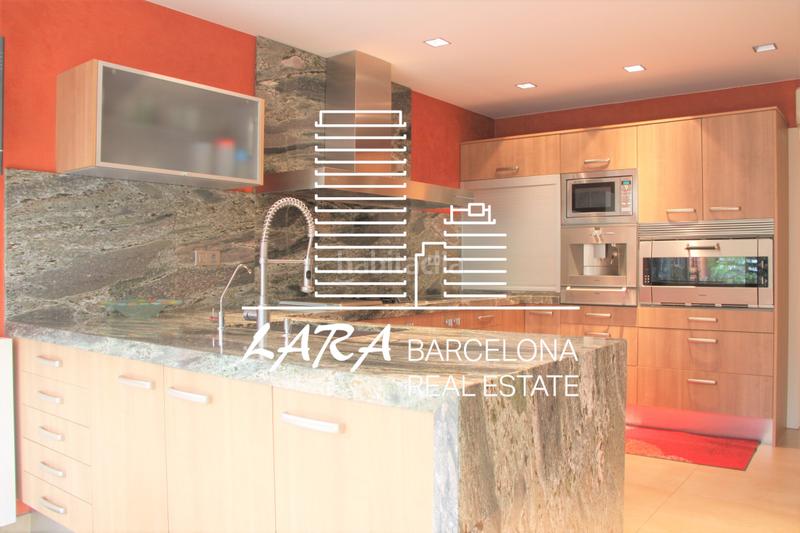 Foto 818d5ec8-0073-4867-a4bc-b89ae8cd69a9. House with fireplace heating parking in Torrent Ballester Viladecans