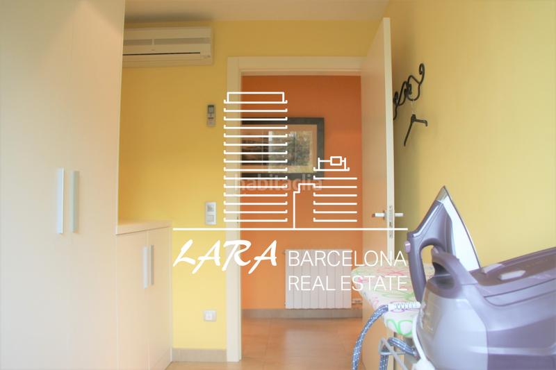 Foto 953d6f80-2500-43cc-9e94-4560580177e6. House with fireplace heating parking in Torrent Ballester Viladecans