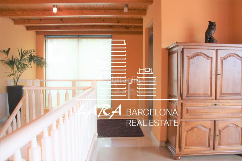 Foto d63bc962-993a-4d2e-a3c6-7f1bc4cc9224. House with fireplace heating parking in Torrent Ballester Viladecans