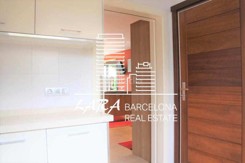 Foto dc64a5e9-6e0f-418a-994d-d7a91f82c606. House with fireplace heating parking in Torrent Ballester Viladecans