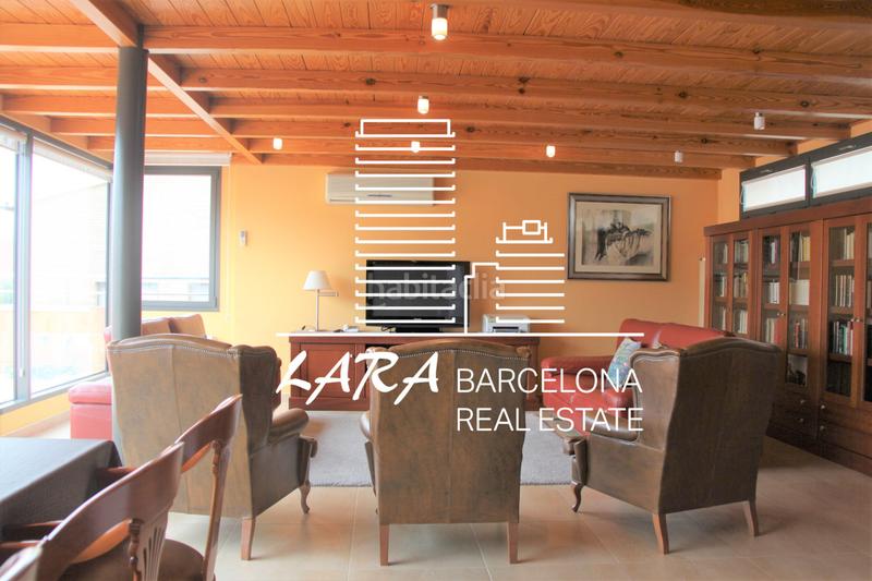 Foto e5c9d7b6-4fed-4d70-bf4b-81d7fc01e62d. House with fireplace heating parking in Torrent Ballester Viladecans