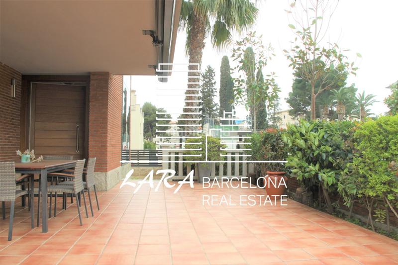 Foto ee391c7d-bec8-4362-9575-ac5c609cd442. House with fireplace heating parking in Torrent Ballester Viladecans