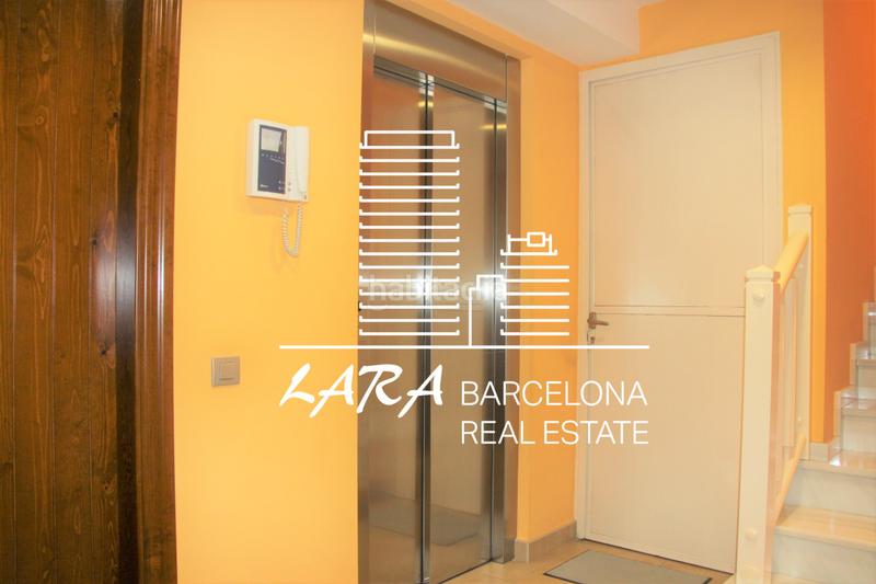 Foto f0e7c7af-e87c-4eb8-80b2-c2ce010fdb87. House with fireplace heating parking in Torrent Ballester Viladecans